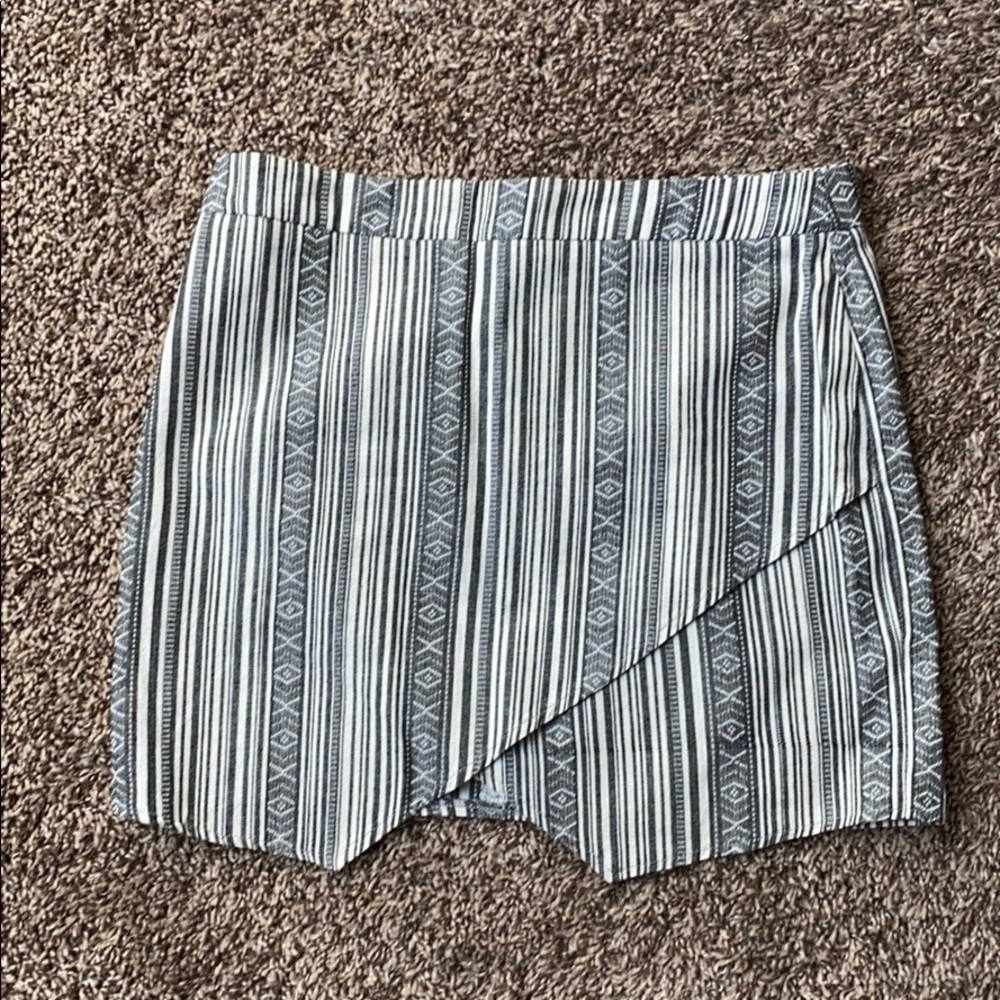 Tulip petal mini skirt